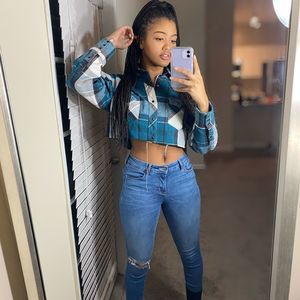 Meet your Posher, Natasia